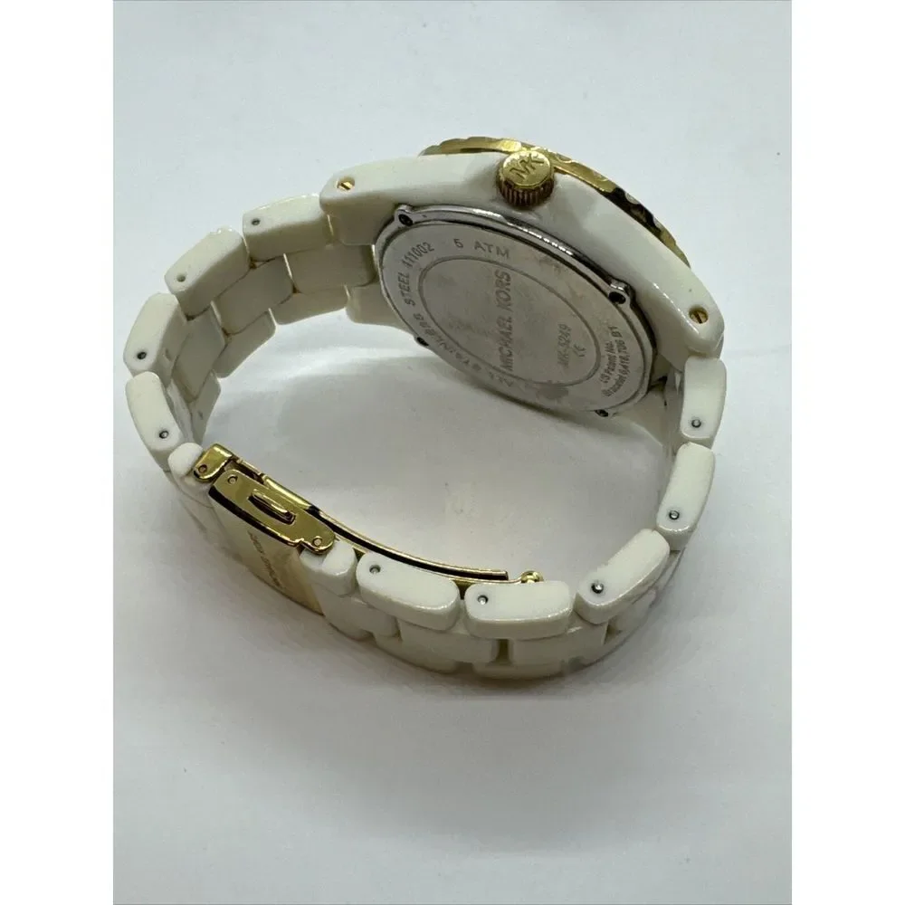 Michael Kors MM5249 Women's White Acrylic Analog Dial Quartz Wrist Watch JNA282